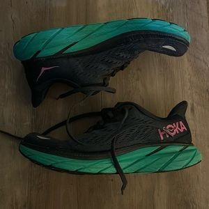 Hoka Clifton 8